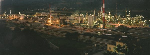 Usine de St-Auban, la nuit